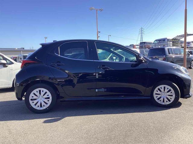 ヤリス Ｚ　ＥＴＣ　バックカメラ　ナビ　ＴＶ　クリアランスソナー　オートクルーズコントロール　レーンアシスト　衝突被害軽減システム　オートマチックハイビーム　オートライト　ＬＥＤヘッドランプ　スマートキー（17枚目）