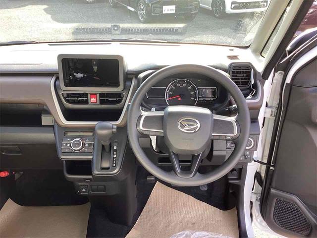 ムーヴ Ｘ　両側スライド・片側電動　クリアランスソナー　衝突被害軽減システム　オートライト　スマートキー　アイドリングストップ　電動格納ミラー　ベンチシート　ＣＶＴ　ＡＢＳ　ＥＳＣ　エアコン　パワーステアリング（5枚目）