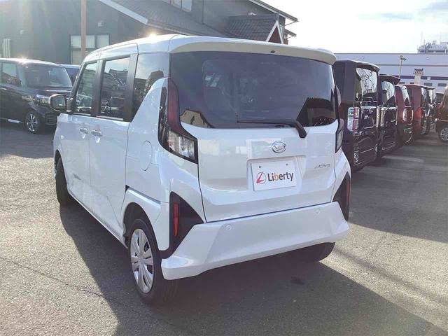 ムーヴ Ｘ　両側スライド・片側電動　クリアランスソナー　衝突被害軽減システム　オートライト　スマートキー　アイドリングストップ　電動格納ミラー　ベンチシート　ＣＶＴ　ＡＢＳ　ＥＳＣ　エアコン　パワーステアリング（19枚目）