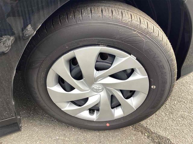 ヤリス Ｘ　バックカメラ　クリアランスソナー　衝突被害軽減システム　オートマチックハイビーム　オートライト　キーレスエントリー　電動格納ミラー　ＣＶＴ　盗難防止システム　衝突安全ボディ　ＡＢＳ　ＥＳＣ　エアコン（23枚目）