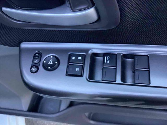 フリード Ｇ　ＥＴＣ　バックカメラ　ナビ　ＴＶ　両側電動スライドドア　スマートキー　アイドリングストップ　電動格納ミラー　３列シート　ＣＶＴ　ＣＤ　ＤＶＤ再生　Ｂｌｕｅｔｏｏｔｈ　盗難防止システム　衝突安全ボディ（14枚目）