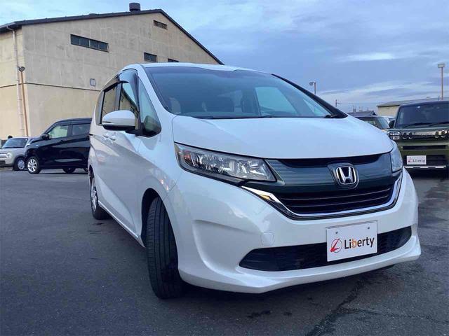 フリード Ｇ　ＥＴＣ　バックカメラ　ナビ　ＴＶ　両側電動スライドドア　スマートキー　アイドリングストップ　電動格納ミラー　３列シート　ＣＶＴ　ＣＤ　ＤＶＤ再生　Ｂｌｕｅｔｏｏｔｈ　盗難防止システム　衝突安全ボディ（16枚目）