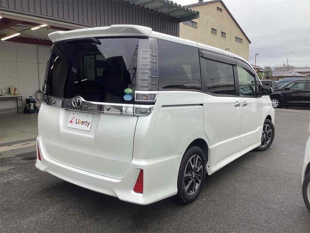 ヴォクシー ＺＳ　煌　ＥＴＣ　バックカメラ　ナビ　ＴＶ　オートクルーズコントロール　レーンアシスト　衝突被害軽減システム　両側電動スライドドア　オートマチックハイビーム　オートライト　ＬＥＤヘッドランプ（18枚目）