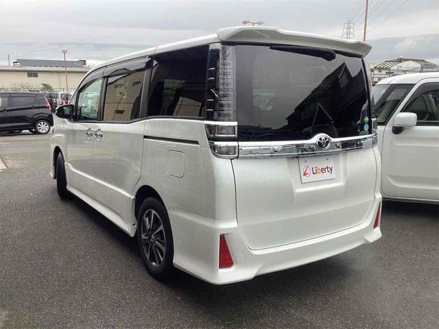 ヴォクシー ＺＳ　煌　ＥＴＣ　バックカメラ　ナビ　ＴＶ　オートクルーズコントロール　レーンアシスト　衝突被害軽減システム　両側電動スライドドア　オートマチックハイビーム　オートライト　ＬＥＤヘッドランプ（20枚目）