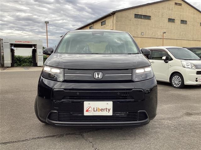 フリード エアー　ＥＸ　バックカメラ　クリアランスソナー　オートクルーズコントロール　レーンアシスト　衝突被害軽減システム　両側電動スライドドア　オートライト　ＬＥＤヘッドランプ　スマートキー　電動格納ミラー　シートヒーター（15枚目）