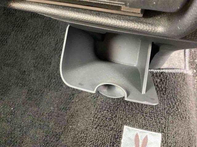 アルトラパン Ｇ　オーディオ　スマートキー　電動格納ミラー　ＡＴ　ＣＤ　Ｂｌｕｅｔｏｏｔｈ　アルミホイール　エアコン　パワーウィンドウ　マニュアルレベリング機能　アクセサリーソケット（22枚目）