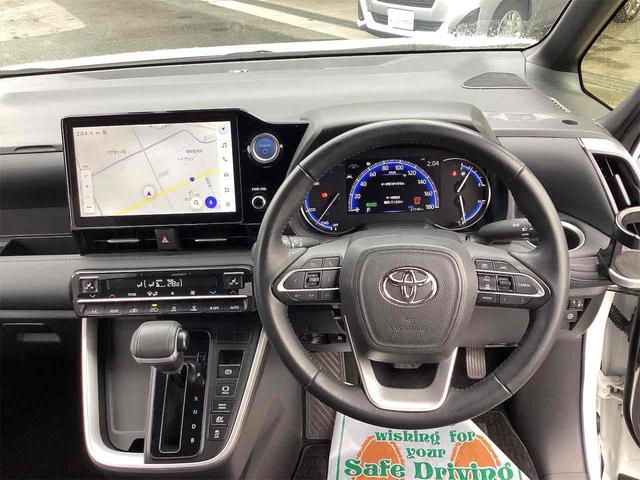 ヴォクシー ハイブリッドS-Z バックカメラ ナビ クリアランスソナー オートクルーズコントロール レーンアシスト 衝突被害軽減システム 両側電動スライドドア オートマチックハイビーム オートライト(10枚目)