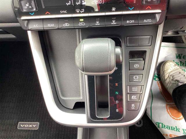 ヴォクシー ハイブリッドS-Z バックカメラ ナビ クリアランスソナー オートクルーズコントロール レーンアシスト 衝突被害軽減システム 両側電動スライドドア オートマチックハイビーム オートライト(15枚目)