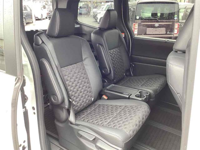 ヴォクシー ハイブリッドS-Z バックカメラ ナビ クリアランスソナー オートクルーズコントロール レーンアシスト 衝突被害軽減システム 両側電動スライドドア オートマチックハイビーム オートライト(32枚目)