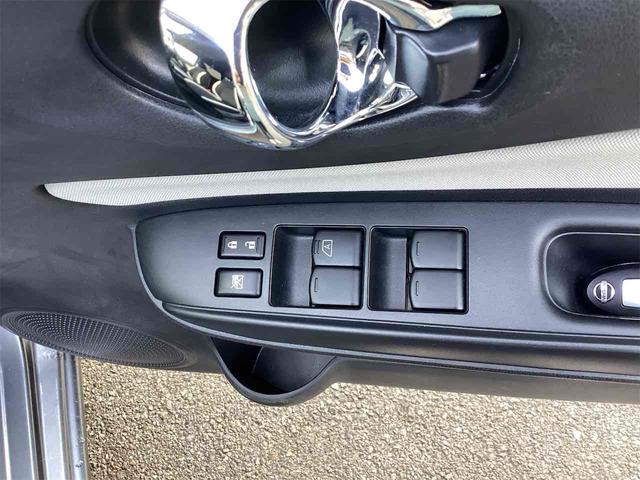 ノート Ｘ　ナビ　ＴＶ　クリアランスソナー　レーンアシスト　衝突被害軽減システム　オートライト　スマートキー　アイドリングストップ　電動格納ミラー　ＣＶＴ　盗難防止システム　衝突安全ボディ（24枚目）