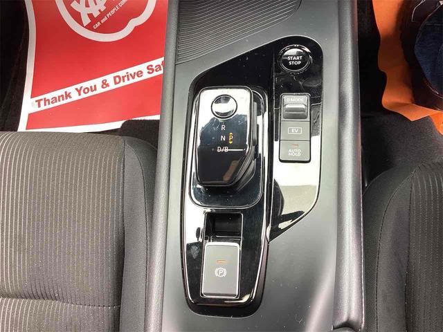 日産 ノート 11枚目