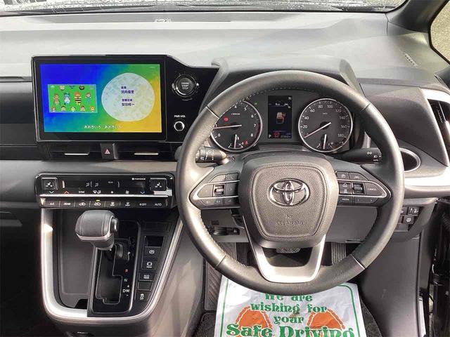 トヨタ ヴォクシー 5枚目