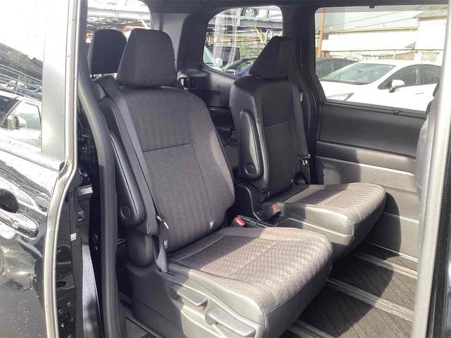 トヨタ ヴォクシー 30枚目