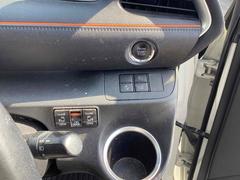 当店のお車をご覧いただきましてありがとうございます。お車についてのご質問やお見積りのご依頼、ご購入にあたってのご相談などお気軽にお問い合わせ下さい！ 4