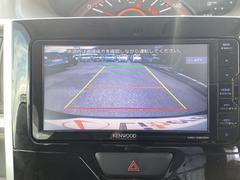 バックカメラ装備。駐車が苦手な方には欠かせません。 3