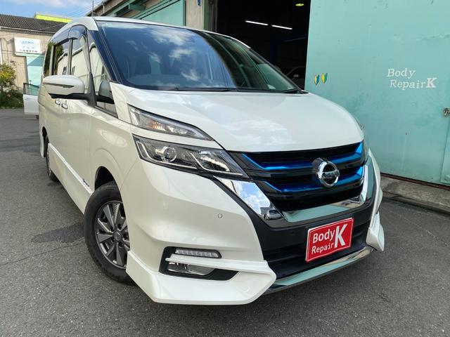 セレナ ｅ－パワー　ハイウェイスターＶ　プロパイロット　ハイブリットハイウェスター　両側電動スライドドア　ハンズフリーオートスライドドア　ハーフバックドア　安全運転支援機能（5枚目）