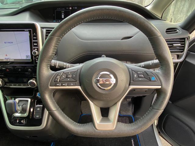 セレナ ｅ－パワー　ハイウェイスターＶ　プロパイロット　ハイブリットハイウェスター　両側電動スライドドア　ハンズフリーオートスライドドア　ハーフバックドア　安全運転支援機能（16枚目）