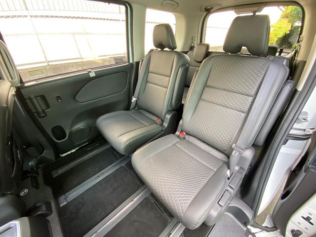 セレナ ｅ－パワー　ハイウェイスターＶ　プロパイロット　ハイブリットハイウェスター　両側電動スライドドア　ハンズフリーオートスライドドア　ハーフバックドア　安全運転支援機能（43枚目）