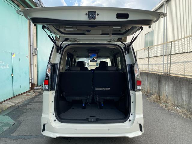 セレナ ｅ－パワー　ハイウェイスターＶ　プロパイロット　ハイブリットハイウェスター　両側電動スライドドア　ハンズフリーオートスライドドア　ハーフバックドア　安全運転支援機能（46枚目）