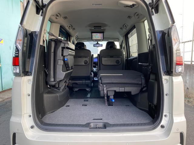 セレナ ｅ－パワー　ハイウェイスターＶ　プロパイロット　ハイブリットハイウェスター　両側電動スライドドア　ハンズフリーオートスライドドア　ハーフバックドア　安全運転支援機能（49枚目）