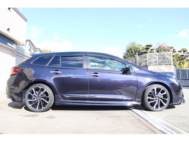 カローラツーリング ハイブリッド　ダブルバイビー　モデリスタエアロキット　モデリスタ１８インチＡＷ　プレミアムサウンド８ｃｈスピーカー＆ダブルツィーターシステム　純正９インチディスプレイオーディオ　前後ドラレコ　ＥＴＣ　ＤＶＤ　ＴＶ　シートヒーター　ＬＥＤヘッドランプ（6枚目）