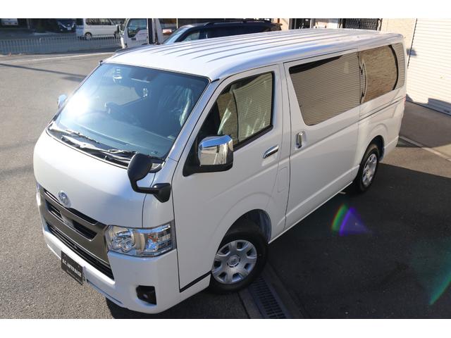 ハイエースバン ロングスーパーGL ダークプライムS 20周年記念特別仕様車 登録済未使用車 パノラミックビューモニター デジタルインナーミラー 両側オートスライドドア LEDヘッドランプ LEDフォグランプ リヤクーラー&リヤヒーター スマートキー(6枚目)