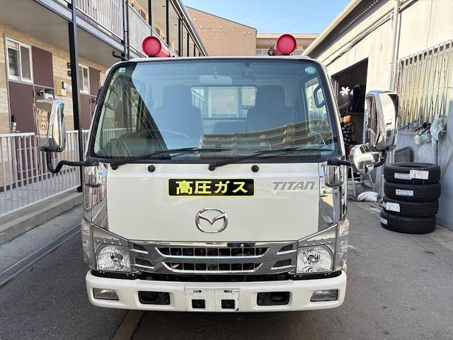 タイタントラック 10尺 垂直パワーゲート付き 積載3トン Pレンジ付きオートマ 荷台鉄板 荷台加工物(取り外し可) 高床 荷台仕上げ済み メッキパーツ ETC付き エルフOEM 新明和(4枚目)