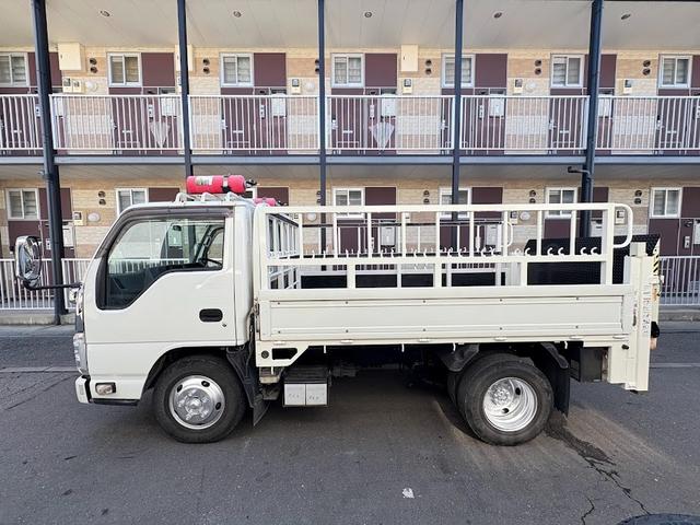 タイタントラック 10尺 垂直パワーゲート付き 積載3トン Pレンジ付きオートマ 荷台鉄板 荷台加工物(取り外し可) 高床 荷台仕上げ済み メッキパーツ ETC付き エルフOEM 新明和(6枚目)