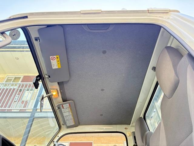 タイタントラック 10尺 垂直パワーゲート付き 積載3トン Pレンジ付きオートマ 荷台鉄板 荷台加工物(取り外し可) 高床 荷台仕上げ済み メッキパーツ ETC付き エルフOEM 新明和(22枚目)