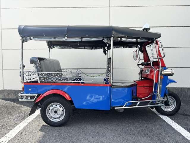 タイその他 トゥクトゥク　ＥＴ４　トゥクトゥク　ＥＴ４　オートマチック　４人乗り対面　６６０ｃｃ　未登録　新車　普通免許で運転可能　ロールバー付き（5枚目）