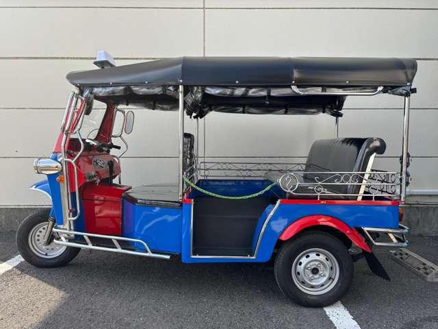 タイその他 トゥクトゥク　ＥＴ４　トゥクトゥク　ＥＴ４　オートマチック　４人乗り対面　６６０ｃｃ　未登録　新車　普通免許で運転可能　ロールバー付き（6枚目）