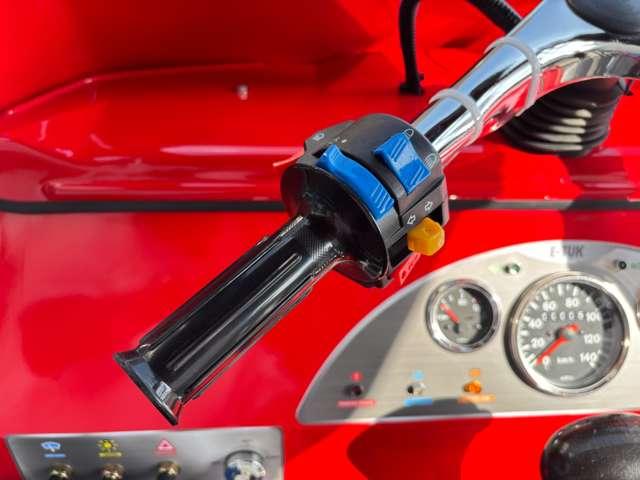 タイその他 トゥクトゥク　ＥＴ４　トゥクトゥク　ＥＴ４　オートマチック　４人乗り　６６０ｃｃ　未登録　新車　普通免許で運転可能　ロールバー付き（10枚目）