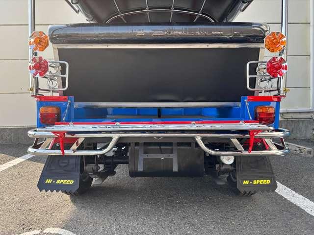 タイその他 トゥクトゥク　ＥＴ４　トゥクトゥク　ＥＴ４　オートマチック　４人乗り　６６０ｃｃ　未登録　新車　普通免許で運転可能　ロールバー付き（27枚目）