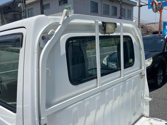 アクティトラック ＳＤＸ　運転席エアバック　パワーステアリング　ラジオＦＭ　／ＡＭ　三方開　スペアタイヤ　荷台灯　積載量３５０ｋｇ　５速ミッション車（20枚目）