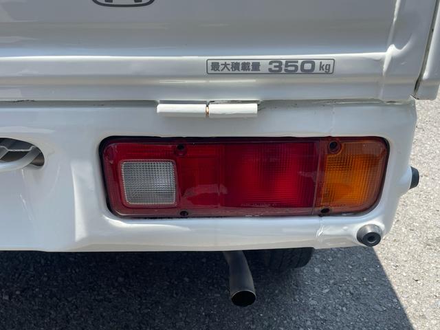 アクティトラック ＳＤＸ　運転席エアバック　パワーステアリング　ラジオＦＭ　／ＡＭ　三方開　スペアタイヤ　荷台灯　積載量３５０ｋｇ　５速ミッション車（26枚目）