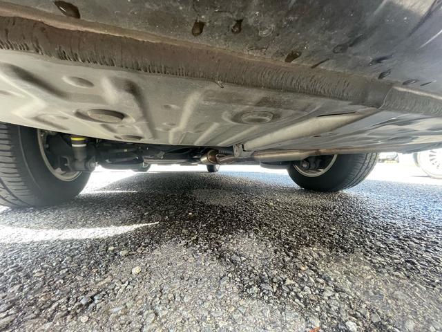 エスクァイア ハイブリッドＧｉ　ユーザー買取車　純正ＳＤナビ　フルセグＴＶ　バックモニター　両側パワースライドドア　後席モニター　シートヒーター　クルーズコントロール　雹害車（54枚目）