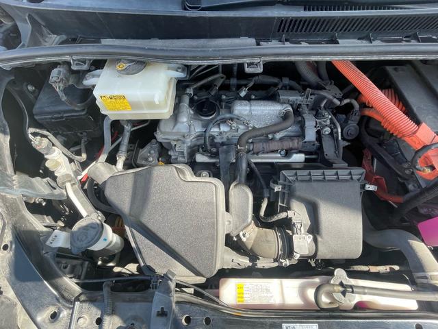 エスクァイア ハイブリッドＧｉ　ユーザー買取車　純正ＳＤナビ　フルセグＴＶ　バックモニター　両側パワースライドドア　後席モニター　シートヒーター　クルーズコントロール　雹害車（55枚目）