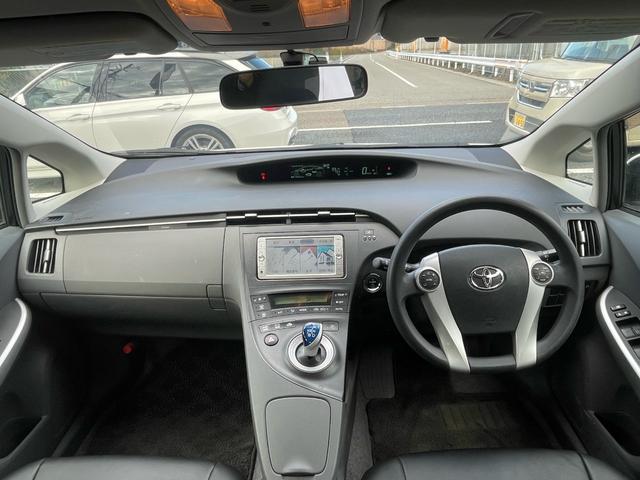 プリウス S ユーザー買取車 純正ナビ ワンセグTV CD DVD バックモニター スマートキー シートヒーター オートエアコン 電動格納ミラー 車検令和9年8月(14枚目)
