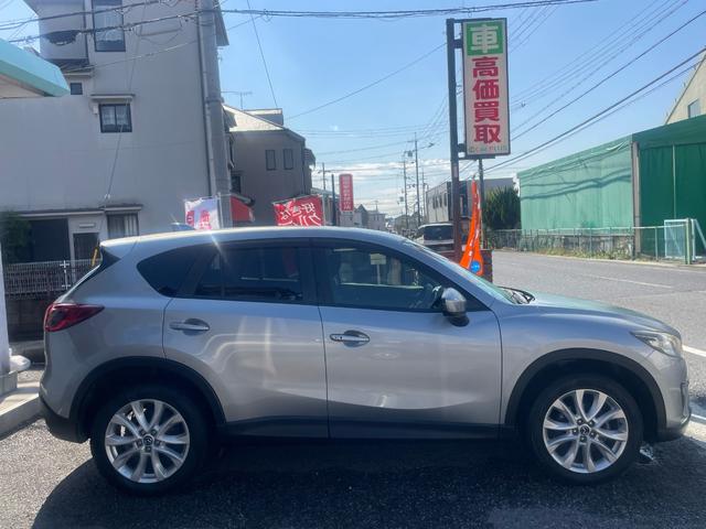 ＣＸ－５ ＸＤ　雹害車　ユーザー買取車　純正メモリーナビ　ＤＶＤ　Ｂｌｕｅｔｏｏｔｈ　バックモニター　スマートキー　クルーズコントロール　オートエアコン　電動格納ミラー　ディーゼル　車検令和９年８月まで（13枚目）