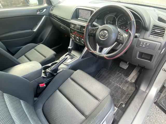 ＣＸ－５ ＸＤ　雹害車　ユーザー買取車　純正メモリーナビ　ＤＶＤ　Ｂｌｕｅｔｏｏｔｈ　バックモニター　スマートキー　クルーズコントロール　オートエアコン　電動格納ミラー　ディーゼル　車検令和９年８月まで（16枚目）