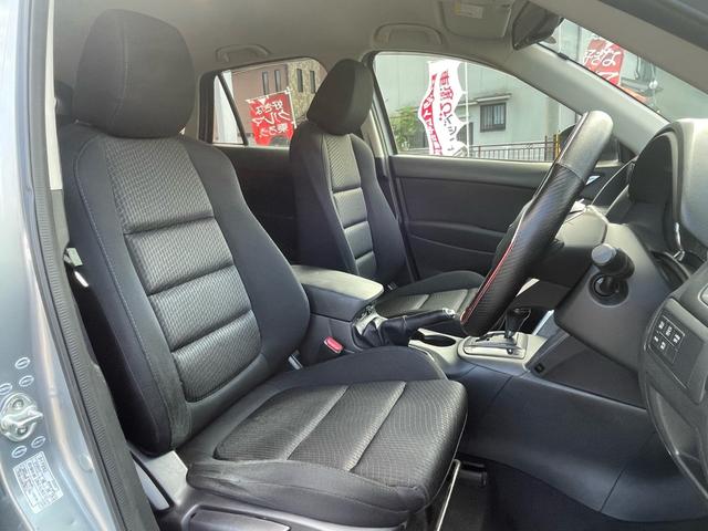 ＣＸ－５ ＸＤ　雹害車　ユーザー買取車　純正メモリーナビ　ＤＶＤ　Ｂｌｕｅｔｏｏｔｈ　バックモニター　スマートキー　クルーズコントロール　オートエアコン　電動格納ミラー　ディーゼル　車検令和９年８月まで（17枚目）