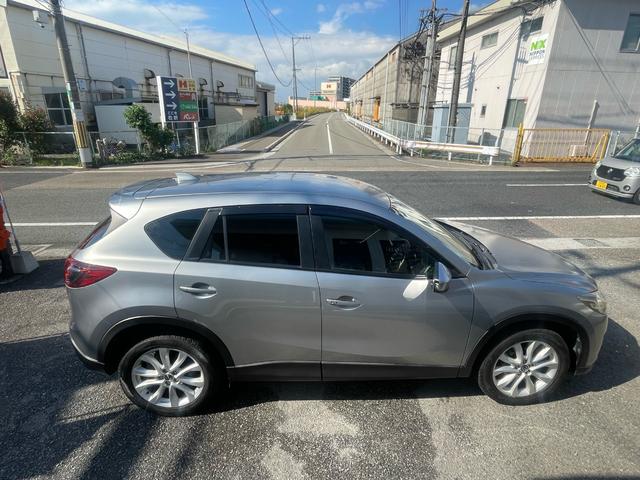 ＣＸ－５ ＸＤ　雹害車　ユーザー買取車　純正メモリーナビ　ＤＶＤ　Ｂｌｕｅｔｏｏｔｈ　バックモニター　スマートキー　クルーズコントロール　オートエアコン　電動格納ミラー　ディーゼル　車検令和９年８月まで（49枚目）