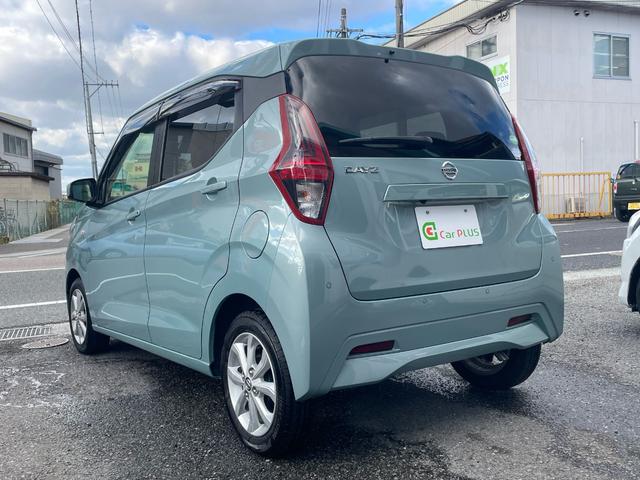 デイズ Ｘ　雹害車　ユーザー買取車　メモリーナビ　フルセグＴＶ　バックカメラ　アイドリングストップ　スマートキー　ドライブレコーダー　新規車検２年付　１２ヶ月点検整備付（11枚目）