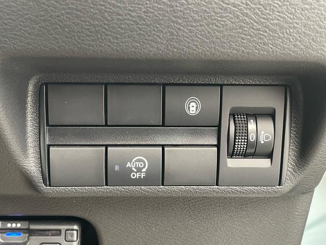 デイズ Ｘ　雹害車　ユーザー買取車　メモリーナビ　フルセグＴＶ　バックカメラ　アイドリングストップ　スマートキー　ドライブレコーダー　新規車検２年付　１２ヶ月点検整備付（32枚目）