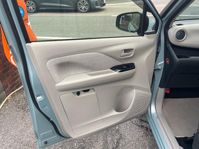 デイズ Ｘ　雹害車　ユーザー買取車　メモリーナビ　フルセグＴＶ　バックカメラ　アイドリングストップ　スマートキー　ドライブレコーダー　新規車検２年付　１２ヶ月点検整備付（35枚目）