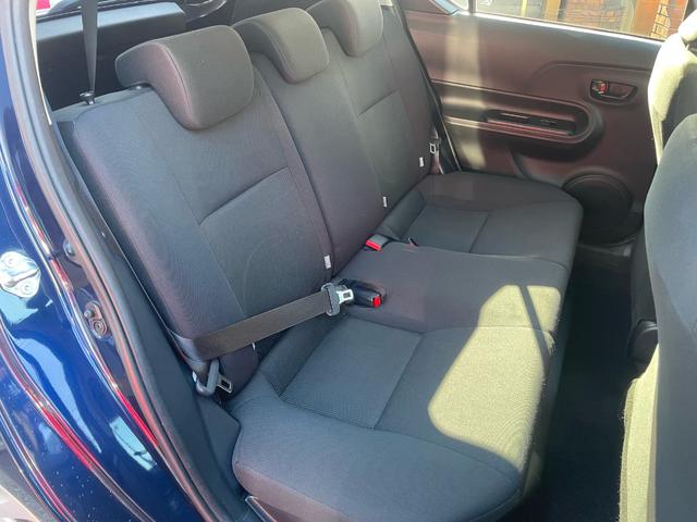 アクア Sスタイルブラック 雹害車 ユーザー買取車 メモリーナビ バックカメラ フルセグTV スマートキー 衝突被害軽減ブレーキ 新規車検2年 12ヶ月点検整備付(21枚目)