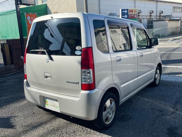 ワゴンＲ ＦＸ　雹害車　ユーザー買取車　キーレス　ＣＤオーディオ　パワーウインドウ　電動格納ミラー　車検令和８年６月迄（12枚目）