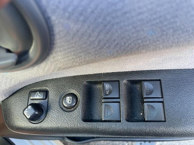 ライフ スペシャル ディーバ・純正アルミ・オートエアコン・電格ミラー・キーレス(21枚目)