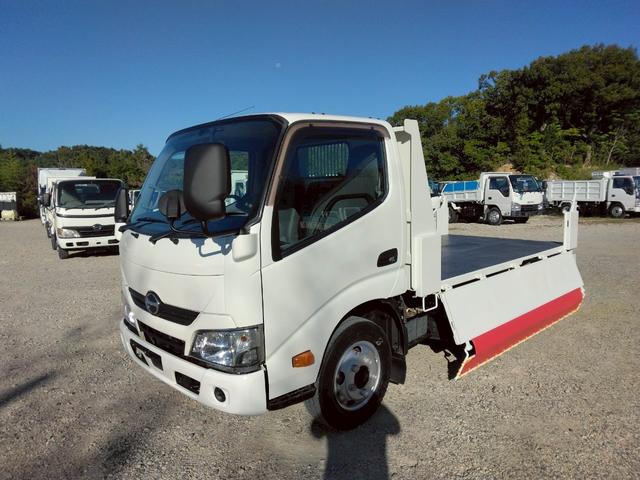 デュトロ 　３ｔ　低床　強化ダンプ　最大積載量３，０００ｋｇ　ＡＴ車　１３５ＰＳ　ターボ車　実走行５４，０００ｋｍ　ＥＴＣ　アドブルー不要　極東製　荷台内寸（Ｌ３０５／Ｗ１５９／Ｈ３７）　Ｎｏ．１０２４（10枚目）