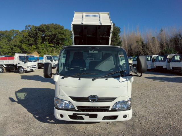 デュトロ 　３ｔ　低床　強化ダンプ　最大積載量３，０００ｋｇ　ＡＴ車　１３５ＰＳ　ターボ車　実走行５４，０００ｋｍ　ＥＴＣ　アドブルー不要　極東製　荷台内寸（Ｌ３０５／Ｗ１５９／Ｈ３７）　Ｎｏ．１０２４（18枚目）